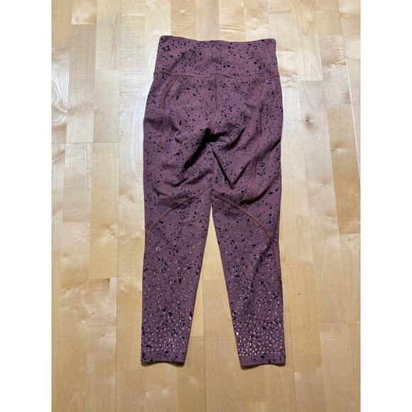 Lululemon To The Beat Tight Reflective 24" X SoulCycle $148 MSRP Size 6 - Picture 3 of 5